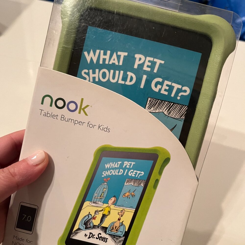Tablet Bumper for a Kid's Nook T (GREEN) (book/x/NEW) (For 7" Kids Tablet)